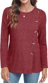 sweter-damski-cienki-prazkowany-ozdobne-guziki-grecerelle-czerwony-l