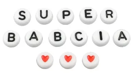 napis-z-koralikow-super-babcia-koraliki-literki-serduszka-serca-dzien-babci