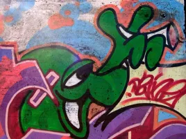 fototapeta-rysunek-spray-graffiti-mur-zielen