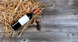 fototapeta-kuchenna-siano-wino-drewno-korki