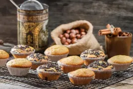 fototapeta-kuchenna-babeczki-z-posypkka-muffinki