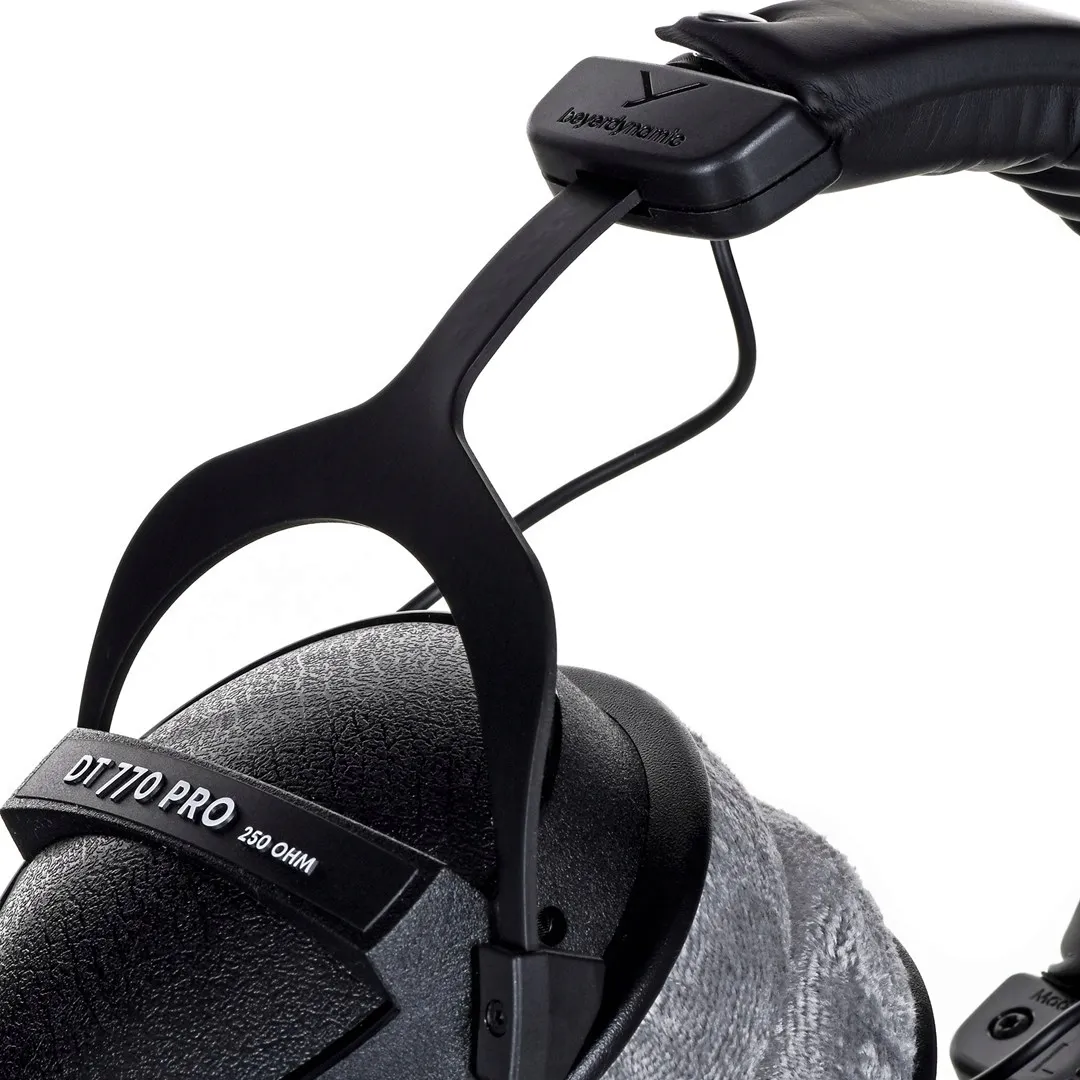 beyerdynamic-dt-770-pro-250-ohm