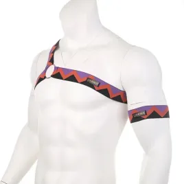 meska-uprzaz-na-ramie-i-tors-kolorowy-harness-z-paskami-i-metalowym-kolkiem