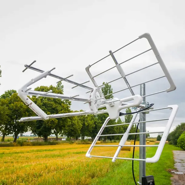 antena-dvb-t2-spacetronik-eos-uhf-white-stan-nowy