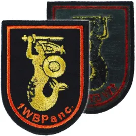 emblemat-1-warszawska-brygada-pancerna-naszywka-spin-czarna