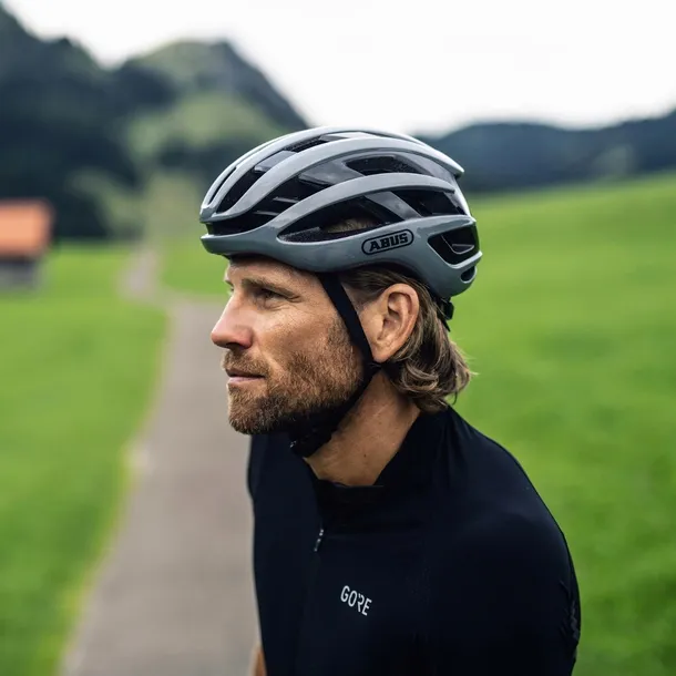 kask-rowerowy-abus-airbreaker-rozmiar-l