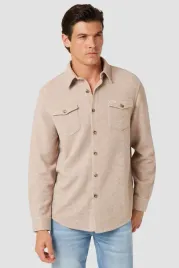 guess-bezowa-koszula-casual-z-kolnierzykiem-i-kieszeniami-xl-gla
