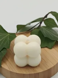 sojowa-swieczka-zapachowa-35-cm-406-g-mala-bubble-cube-handmade-czekolada