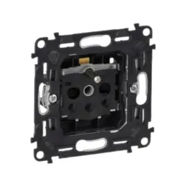legrand-gniazdo-wtykowe-pojedyncze-2p-z-16a-250v-valena-allure-753084