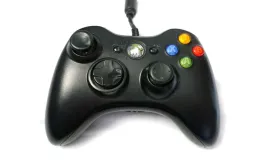 pad-przewodowy-do-konsoli-microsoft-xbox-360-czarny