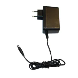 ladowarka-zasilacz-12v-2-5a-30w-do-tasm-led-i-listew-meblowych-5-5-2-1-mm