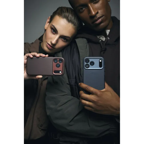 decoded-leather-backcover-iphone-17-pro-chocolate-brown