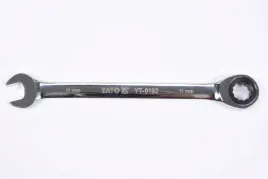 yato-klucz-plasko-oczkowy-11-mm-z-grzechotkayt-0192