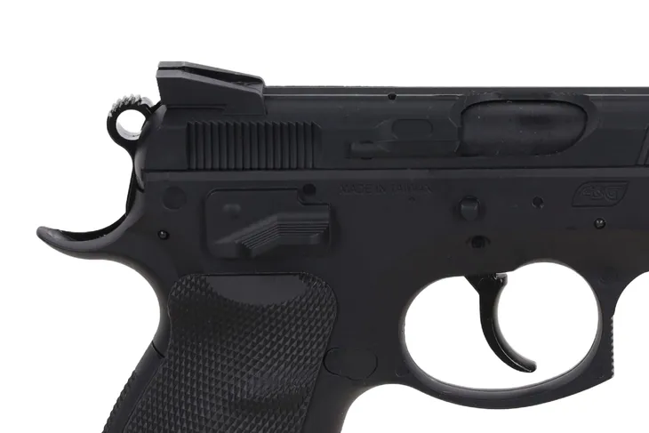 replika-pistoletu-cz-75-sp-01-shadow