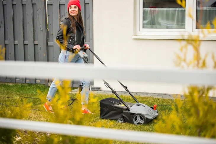 aerator-wertykulator-lehmann-32-cm-1500-w-zasilanie-elektryczne