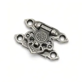 zamek-metalowy-do-pudelka-szkatulki-stare-srebro-37x25mm-10szt