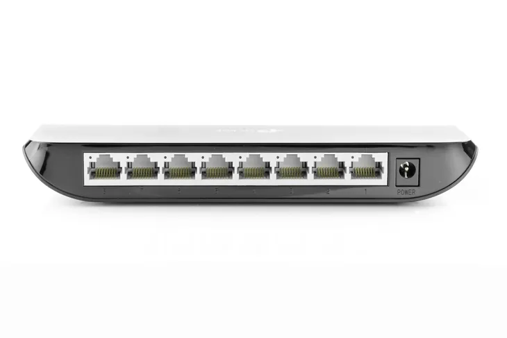 switch-tp-link-tl-sg1008d-waga-z-opakowaniem-0-49-kg-producent-tp-link