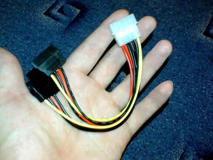 adapter-ide-sata-gembird-cc-sata-psy-waga-z-opakowaniem-0-016-kg-kod-producenta-cc-sata-psy