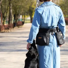 shit-happens-dog-saszetka-treningowa-el-klasiko-dla-psa-rozmiar-paska-m
