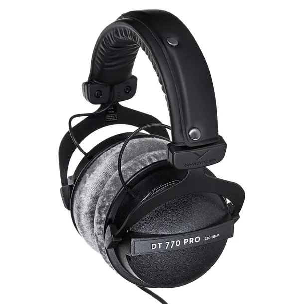 beyerdynamic-dt-770-pro-250-ohm-marka-beyerdynamic