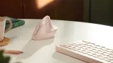mysz-logitech-lift-vertical-pink