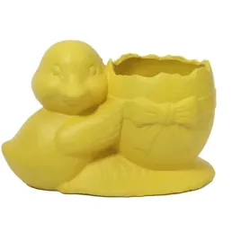 zolta-ceramiczna-doniczka-wielkanocna-w-ksztalcie-jajka-z-kaczuszka-swieta
