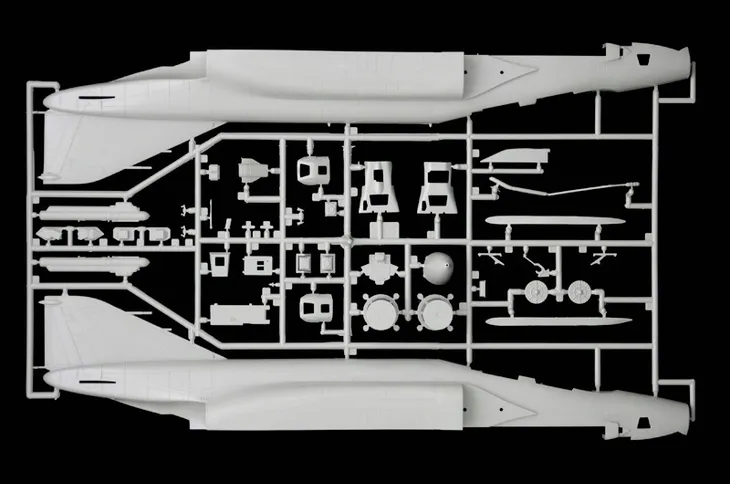 1-48-rf-4e-phantom-ii-model-samolotu-odrzutowego-wiek-14-lat