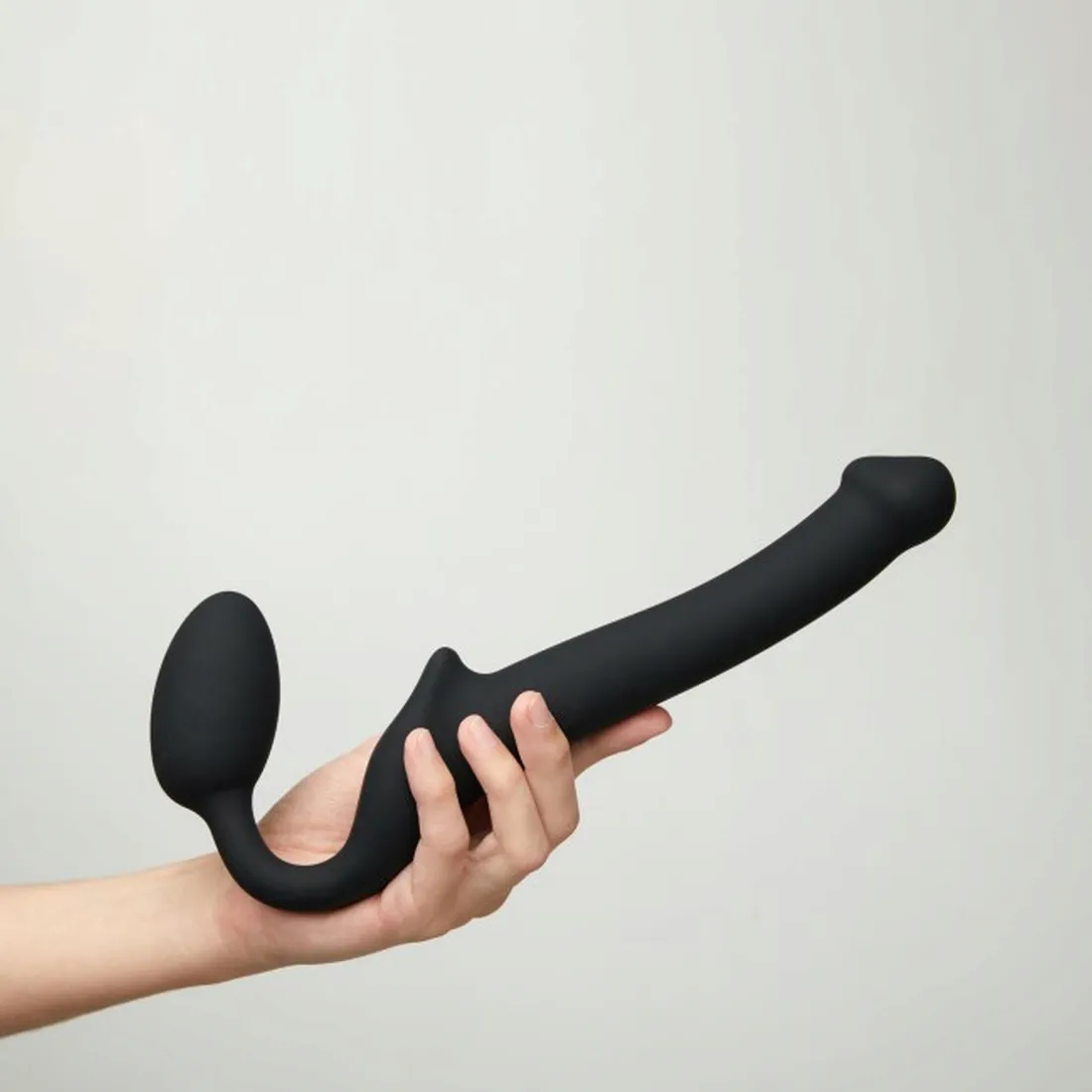 semi-realistic-bendable-strap-on-black-s
