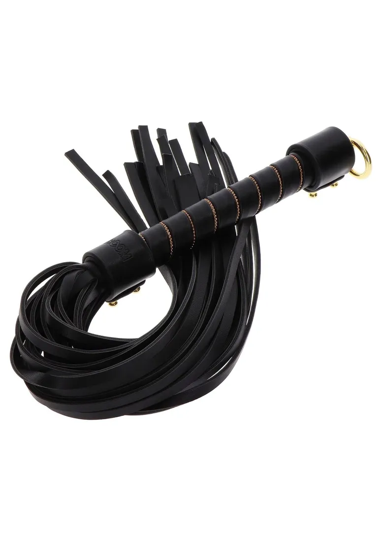 studded-whip-black-rodzaj-bat