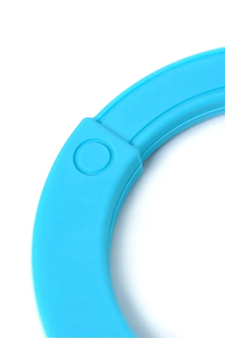 stretchy-cuffs-a-toys