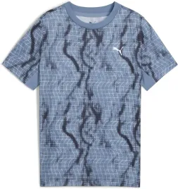 koszulka-puma-chlopieca-tad-ess-aop-poly-tee-b-niebieska-152-11-12-lat