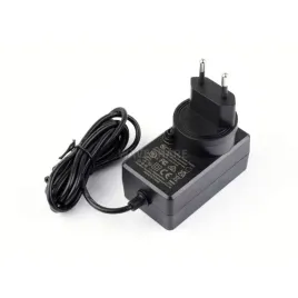 zasilacz-wtyczkowy-12v-2a-wyjscie-5-5-2-1mm-dc-jack