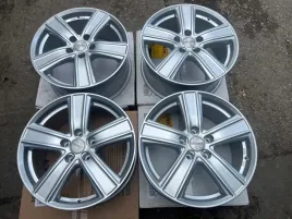 4x-felga-aluminiowa-dezent-th-silver-18x8-rozstaw-5x120-et-50
