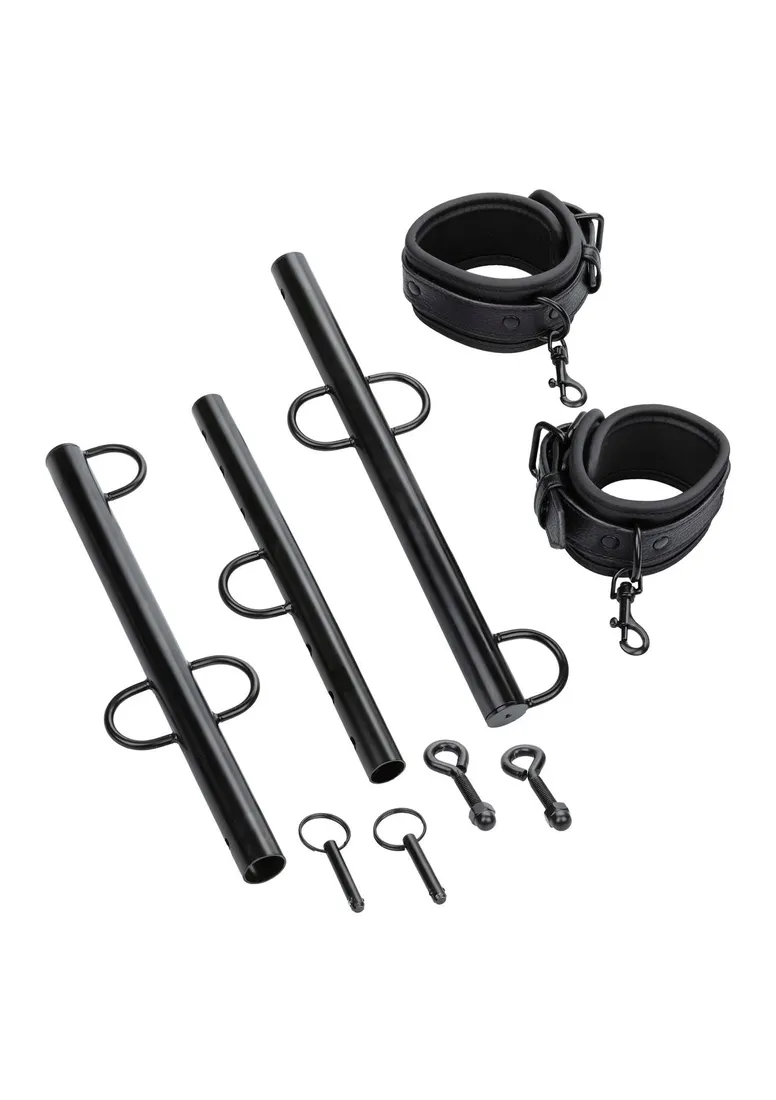 spreader-bar-with-cuffs