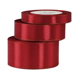 wstazka-satynowa-srebrne-pasy-38mm-18mb-czerwona-wsatsp38-052