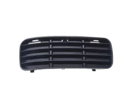 grill-zderzaka-do-vw-caddy-1995-2004-6k5853666a-prawa