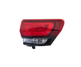 lampa-tyl-do-jeep-grand-cherokee-wk2-2017-2021-68142942ag-prawa-ciemna