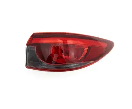 lampa-tyl-do-mazda-6-2014-2018-gw2f51150-prawa