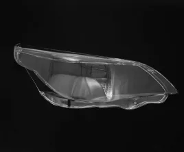 klosz-reflektorow-przednich-do-bmw-5-e60-e61-2003-2010-63127177747-prawa