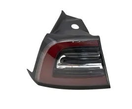 lampa-tyl-do-tesla-model-3-2017-2023-1077397-00-g-lewa