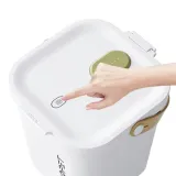 astropet-vacuum-container-vega