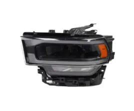 reflektor-lampa-przednia-do-dodge-ram-2019-2024-68360179ad-lewa