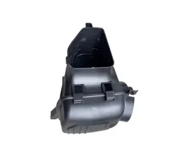 obudowa-filtra-powietrza-do-ford-mustang-2024-2803529-prawa