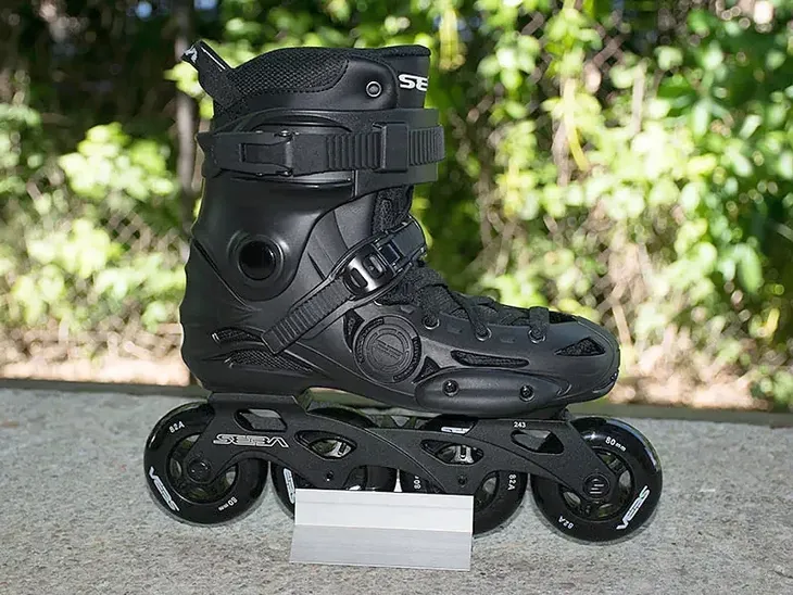 rolki-seba-e3-80-premium-black-41-kod-producenta-4891844842743