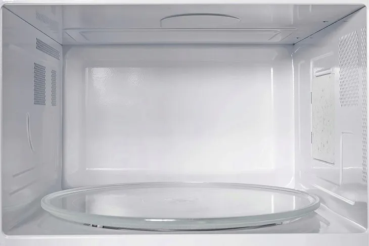 talerz-do-kuchenki-mikrofalowej-solid-kitchen-okragly-szklany-245-mm-stan-powystawowy