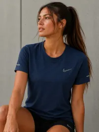 damska-koszulka-sportowa-nike-dri-fit-premium-lekka-oddychajaca-do-biegania-i-treningu-r-s