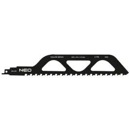 brzeszczot-uniwersalny-do-pil-szablastych-neo-tools-58-031-305mm-do-betonu