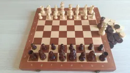drewniane-szachy-magnetyczne-drewniane-warcaby-38x38cm