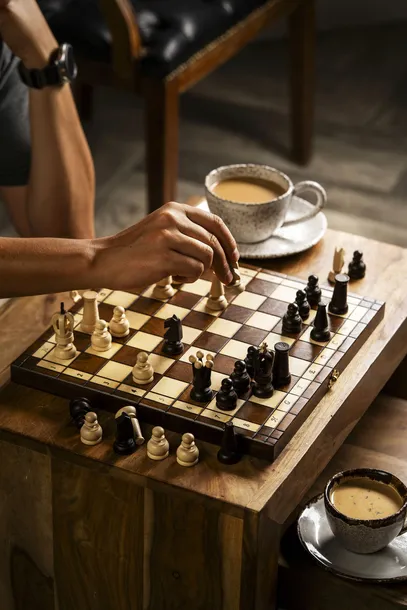 szachy-royal-maxi-31x31cm-stan-nowy-producent-sunrise-chess-and-games-nazwa-szachy-royal-maxi-31x31cm