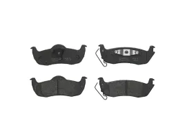 klocki-hamulcowe-tyl-p-37-011-brembo-jeep